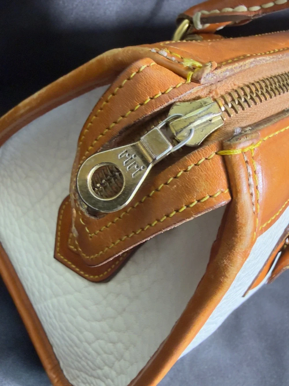 Vintage Dooney & Bourke All Weather Leather Doctor Satchel Bag Bone Cream Tan